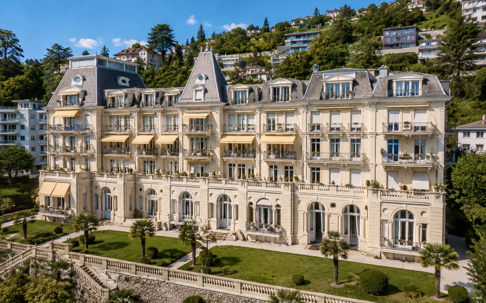 Prestigious Triplex Residence in a Historic Belle Époque Estate